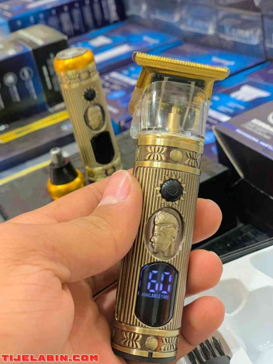 Ensemble  de rasoir électrique pour hommes, tondeuse pour barbe et nez, chargeur USB, avec écran LCD - Soins et Beauté - صورة 14
