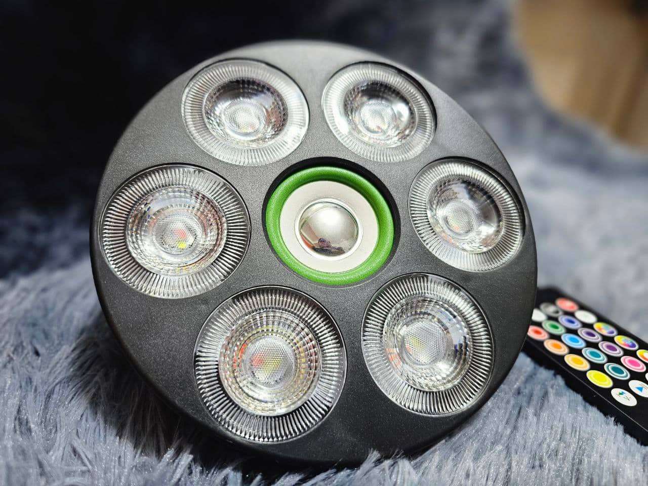 Projecteur de lumière Sonore RGB + W 4 en 1 Avec Bluetooth effet stroboscope - Électronique - صورة 10