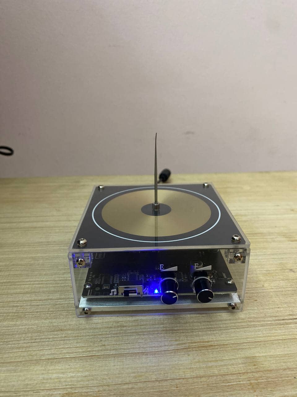 Bluetooth Mini Music Tesla Coil Kit,10 Cm Solid State Touchable Artificial Lightning - Électronique - صورة 14