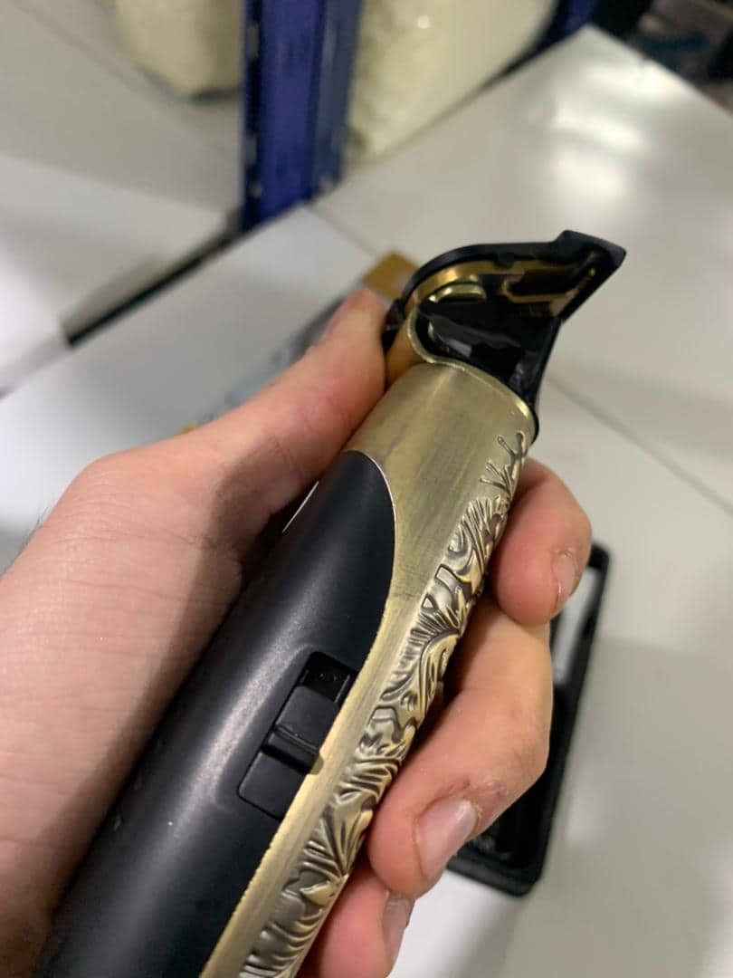 Kemei Tondeuse À Cheveux Professionnelle En Métal Km-2267 - Soins et Beauté - صورة 10