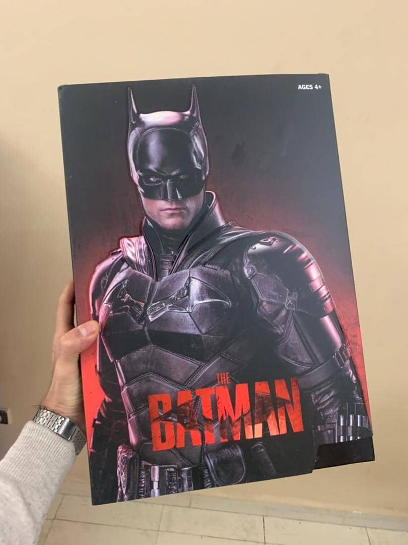 Figurine Géante Batman 30 cm en PVC Le Chevalier Noir à Collectionner - Jouet & Gaming - صورة 8