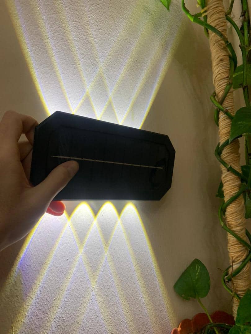 Lampe Solaire Murale 8LED avec Détection de Mouvement Auto 1Pcs - Maison - صورة 5