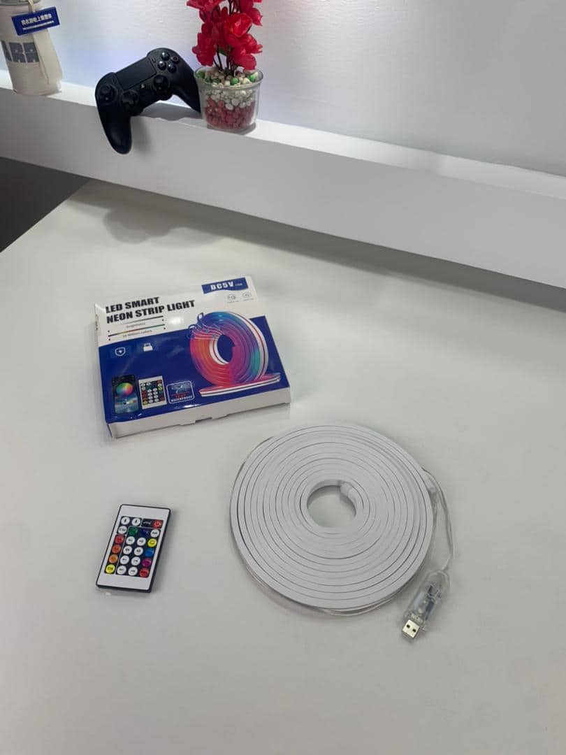Bande LED Néon Flexible RGB 5m avec Bluetooth et USB – شريط إضاءة نيون مرن بطول 5 أمتار مع بلوتوث - Électronique - صورة 9