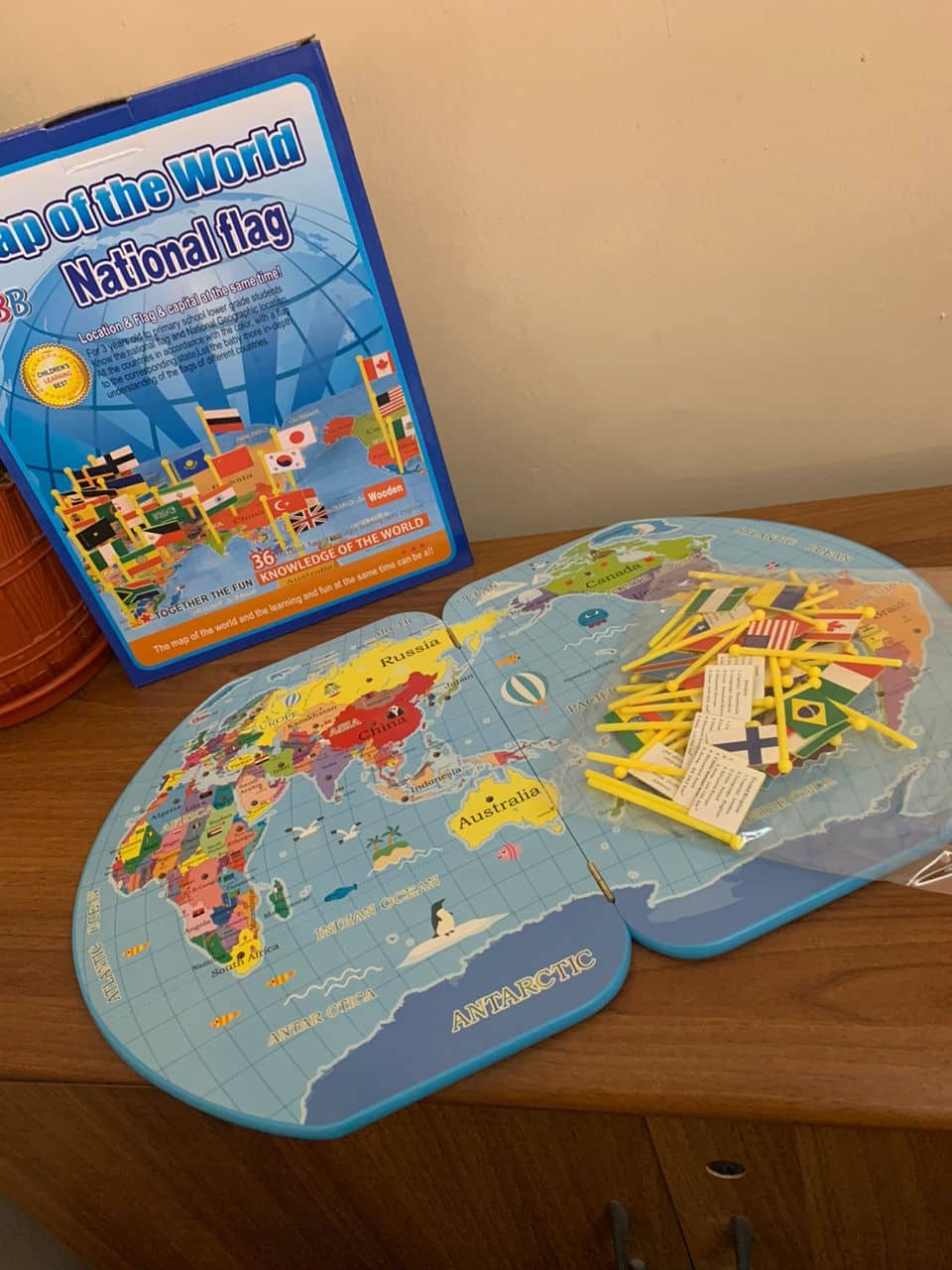 Puzzle Carte du Monde en Bois Pliable avec Drapeaux et Capitales – لعبة تعليمية للأطفال خريطة العالم مع الأعلام والعواصم - Jouet & Gaming - صورة 11