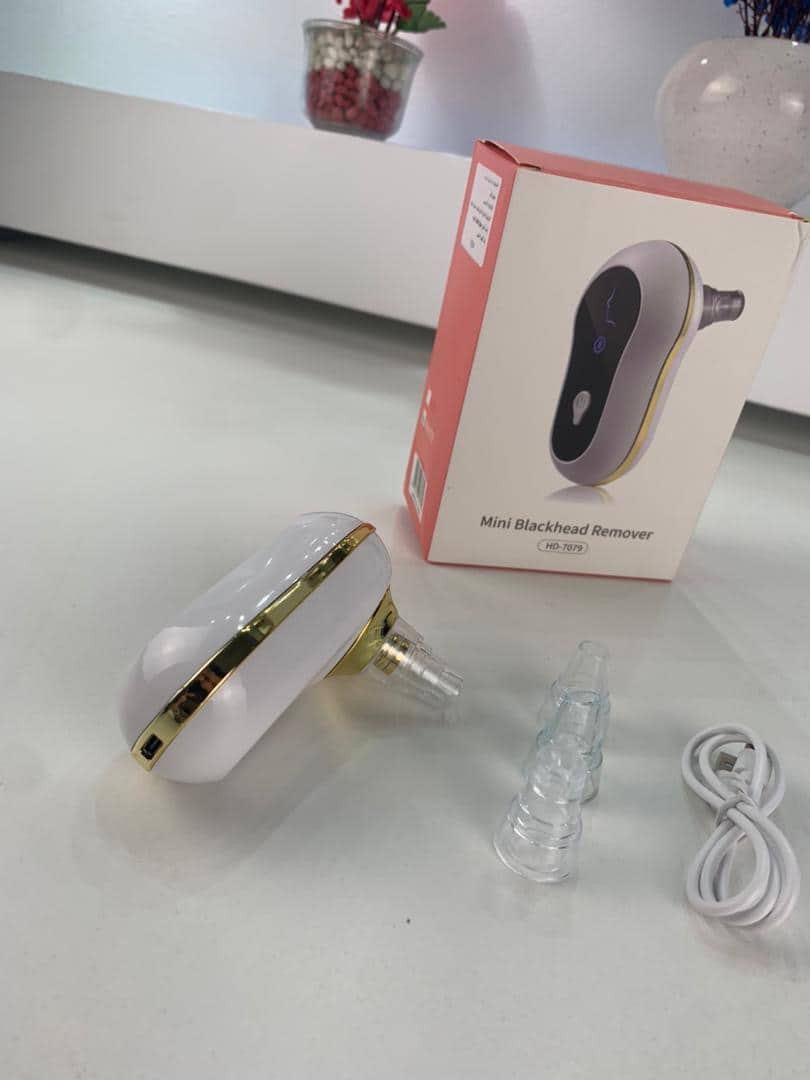 Aspirateur de Points Noirs – جهاز شفط الرؤوس السوداء لتنظيف البشرة - Soins et Beauté - صورة 12