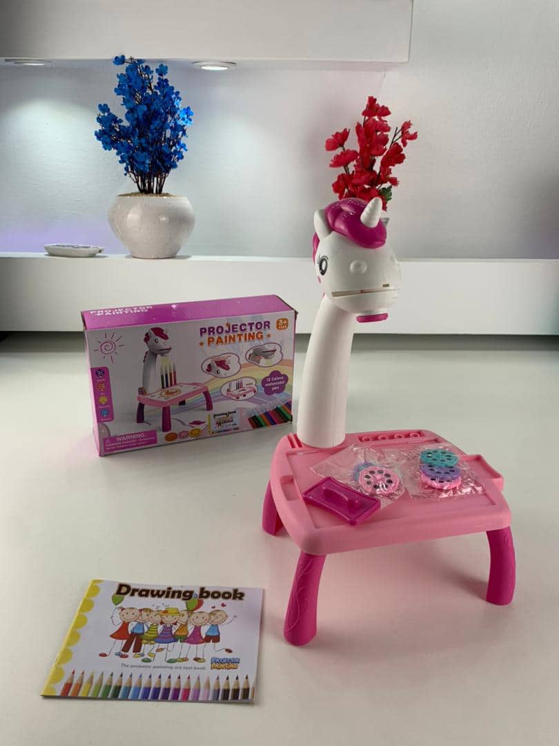 Jouet Projecteur de Dessin Aolieh, Table de Dessin Éducative pour Enfants avec Projecteur LED et Accessoires – لعبة جهاز عرض الرسم للأطفال - Jouet & Gaming - صورة 11