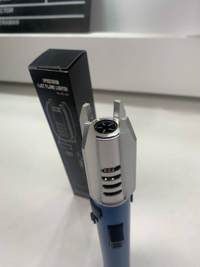 Briquet à flamme droite très puissant coupe-vent – موقد نار محمول - Outillage et Bricolage - صورة 8