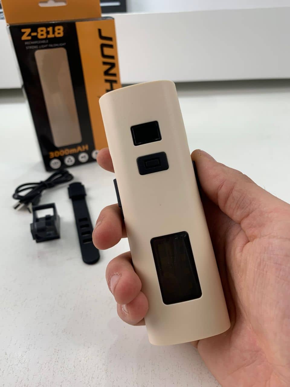Éclairage de Vélo avant à LED et Power Bank 3000mAH – مصباح وبنك طاقة للدراجات الهوائية - Électronique - صورة 7
