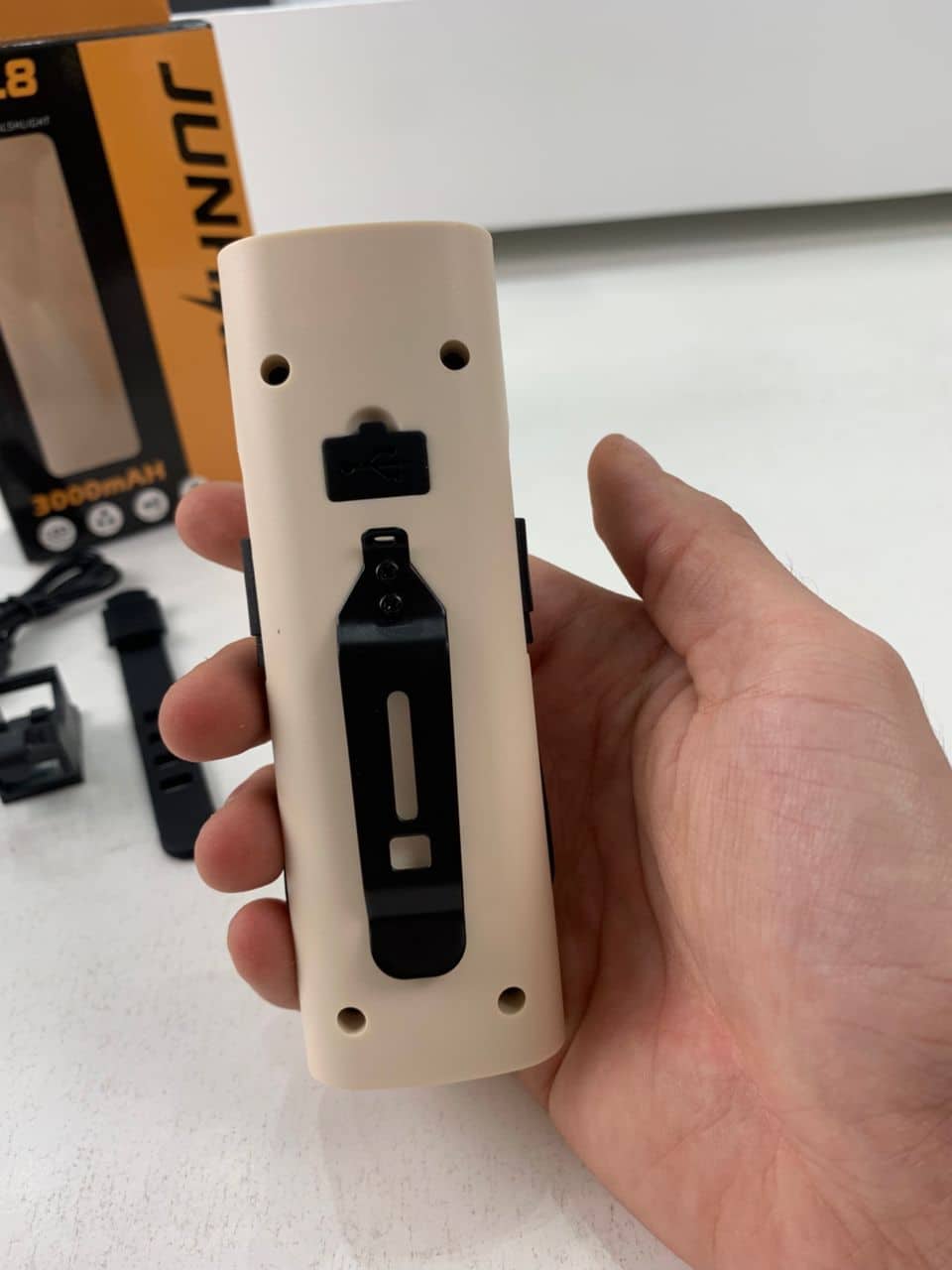 Éclairage de Vélo avant à LED et Power Bank 3000mAH – مصباح وبنك طاقة للدراجات الهوائية - Électronique - صورة 11