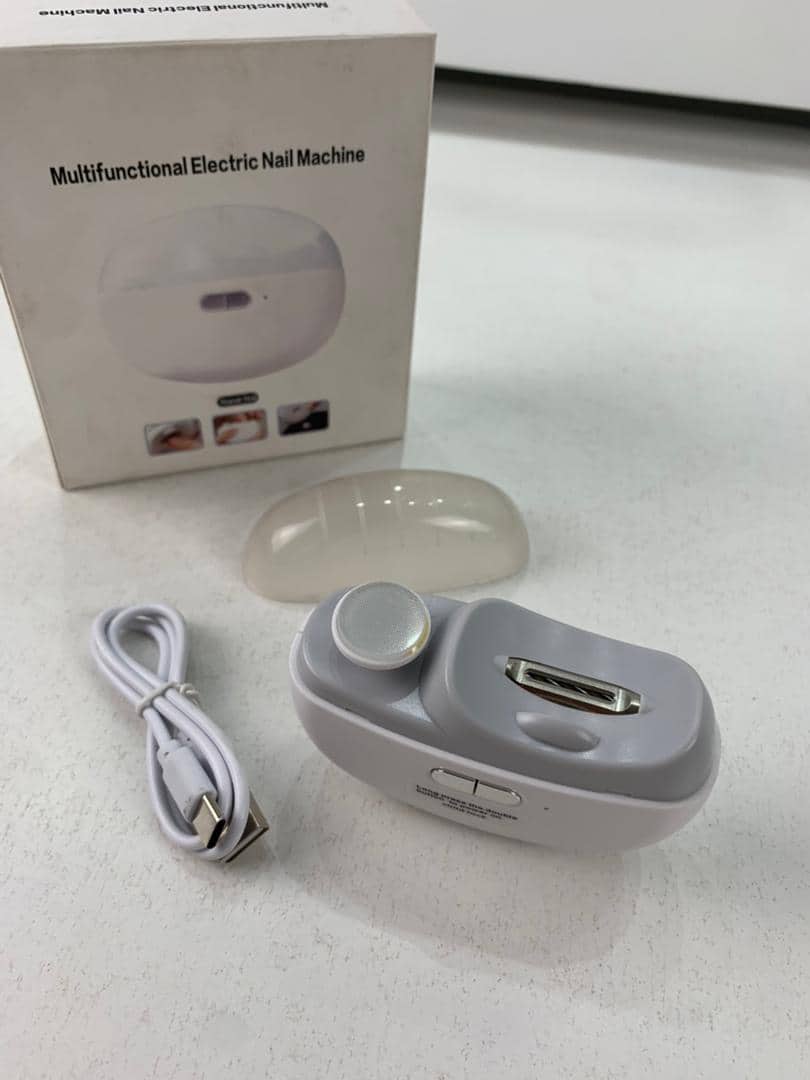 Coupe-ongles électrique 2 en 1 avec lumière LED – جهاز تقليم الأظافر للصغار والكبار - Électronique - صورة 9