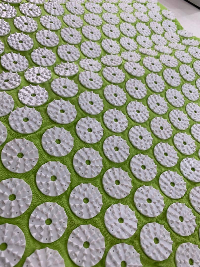 Coussin et Tapis Massage en Polymère d’acupression avec Sac de Rangement – بساط تدليك مع وسادة وحقيبة متنقلة - Sport - صورة 10
