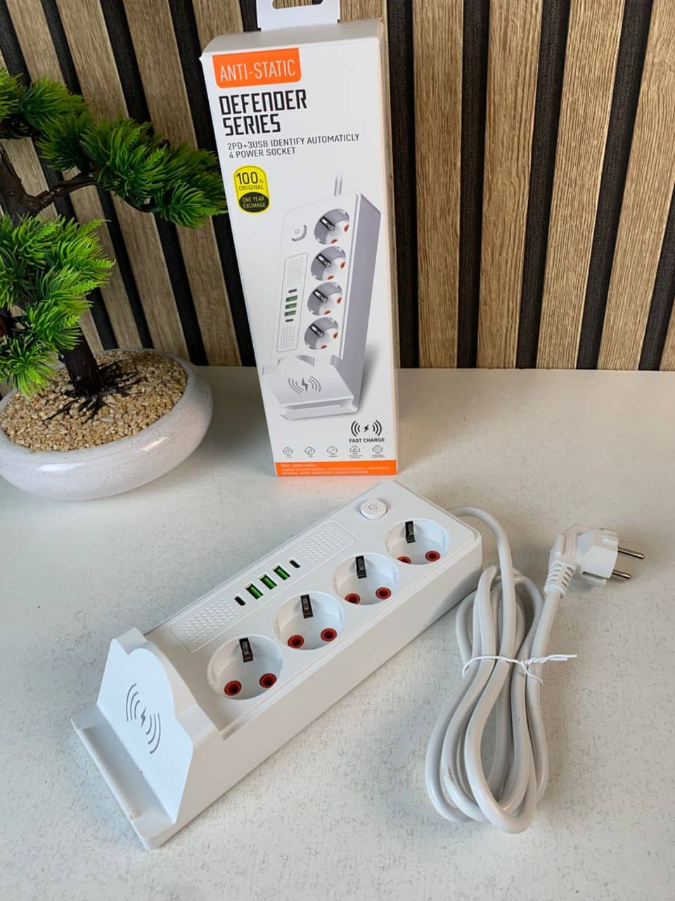 Multiprise 4 SOCKET 2500W avec USB, Type-C et chargement sans fil – مقبس طاقة وشاحن لاسلكي - Électronique - صورة 10
