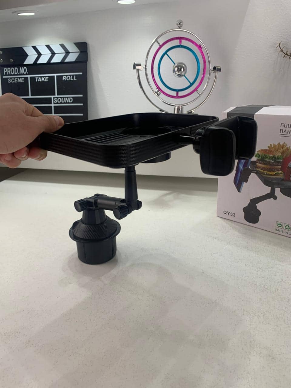 Plateau et Porte-Gobelet avec Support Téléphone pour Voiture – حامل مأكولات ومشروبات مع موضع للهاتف - Accessoires Auto/Moto - صورة 7