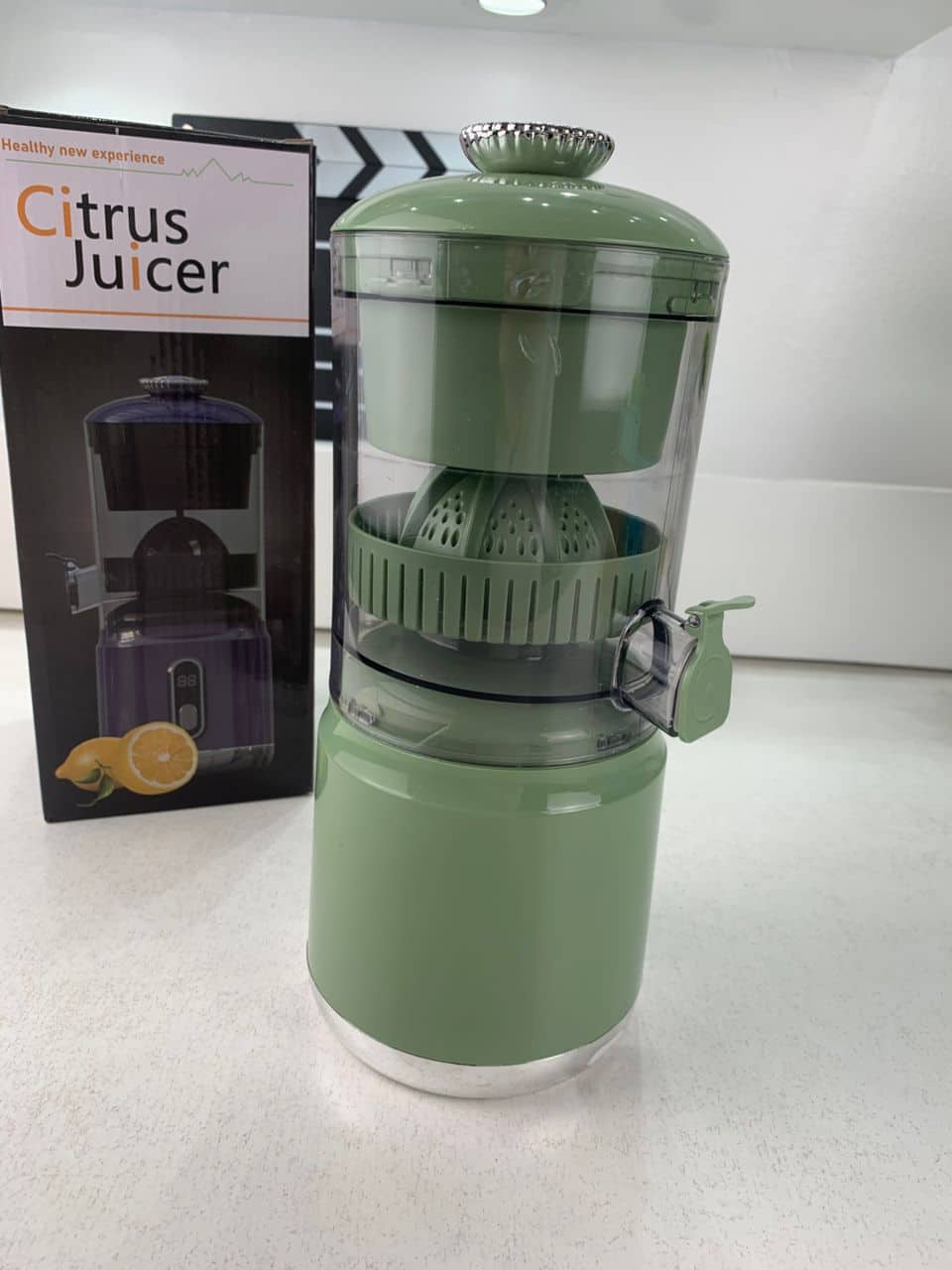 Presse Agrumes Electrique Portable 600 ml Rechargeable Moteur Silencieux – عصارة حمضيات محمولة وقابلة للشحن - Cuisine - صورة 5