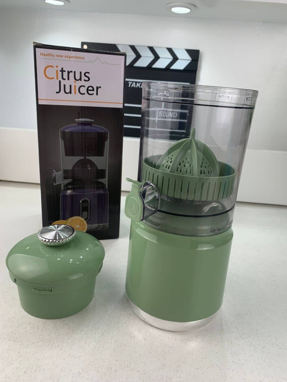 Presse Agrumes Electrique Portable 600 ml Rechargeable Moteur Silencieux – عصارة حمضيات محمولة وقابلة للشحن - Cuisine - صورة 6