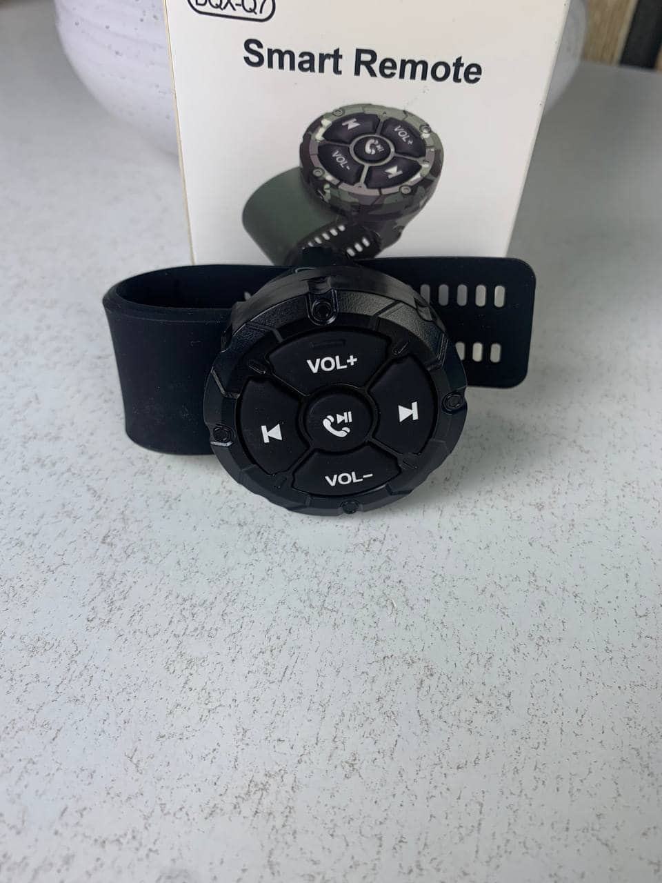 Boutons de commande au volant pour voitures facile à installer - أزرار التحكم بالصوت والمقود - Accessoires Auto/Moto - صورة 9