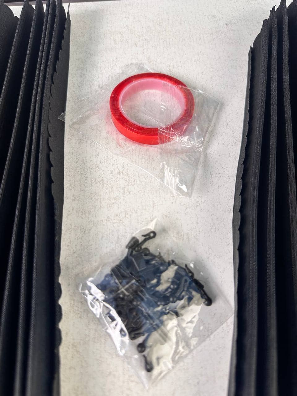 Rideaux Pare-Soleil Magnétiques pour Voiture 2PCS - ستائر السيارة المغناطيسية الواقية من الشمس - Accessoires Auto/Moto - صورة 9