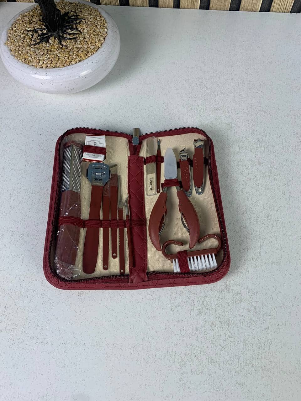 Kit de Manucure et Pédicure Professionnel (4 Pièces) - طقم العناية بالأظافر والمانيكير المكون من 4 قطع - Soins et Beauté - صورة 13