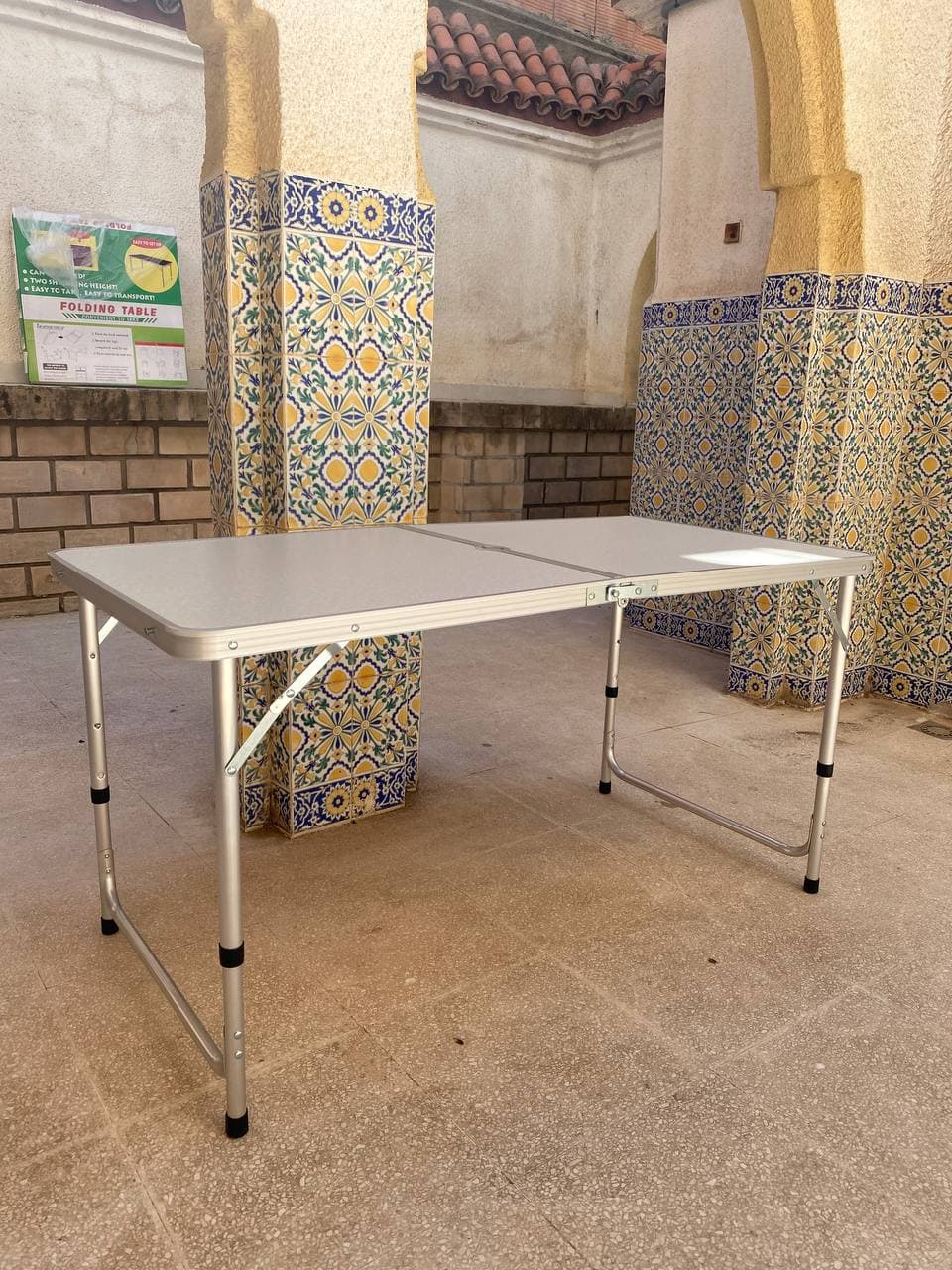 Table pliante valise Portable en métal aluminium 120 x 60 x 70 cm - Camping et Randonnée - صورة حقيقية 7