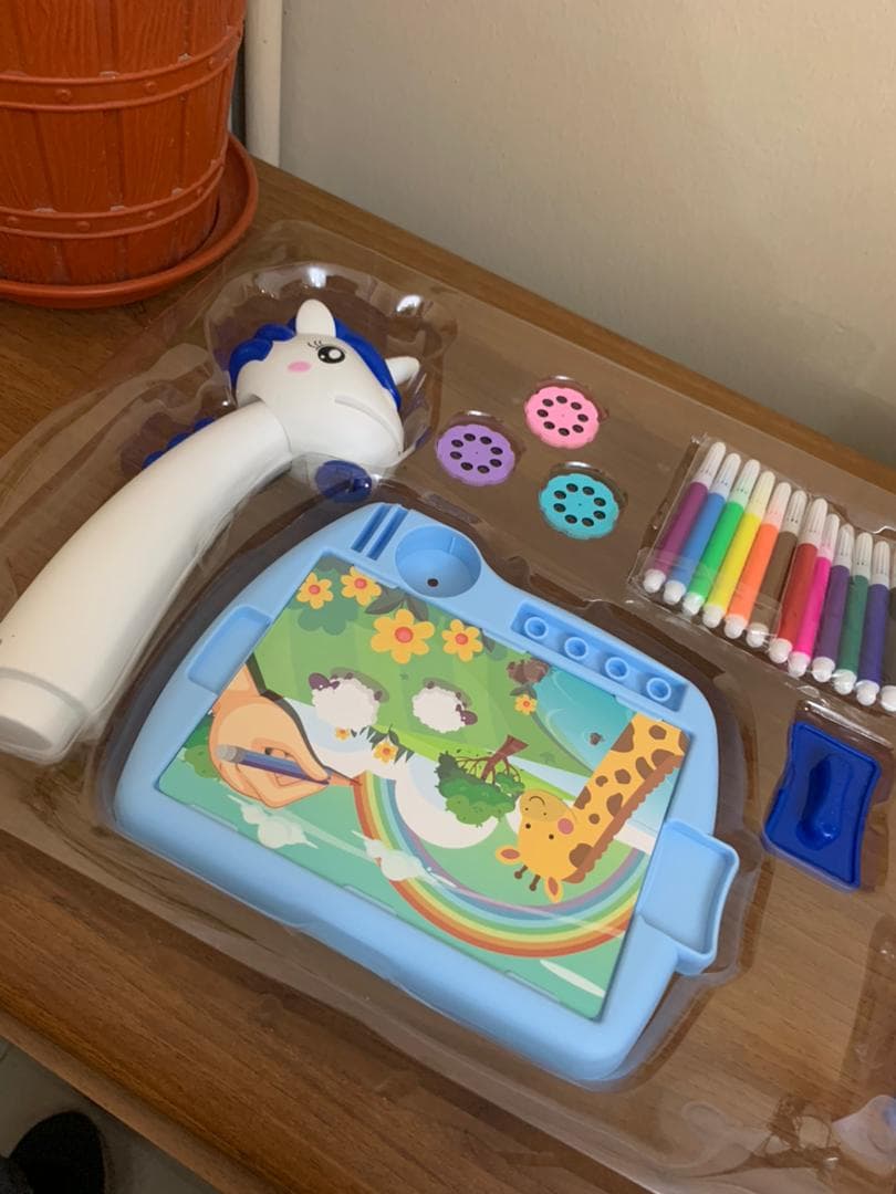 Projecteur de dessin licorne pour enfants avec 24 motifs colorés - Jouet & Gaming - صورة حقيقية 7