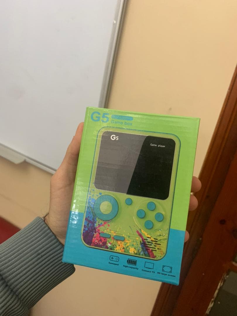 Console de jeu portable avec 500 jeux intégrés - Jouet & Gaming - صورة حقيقية 9