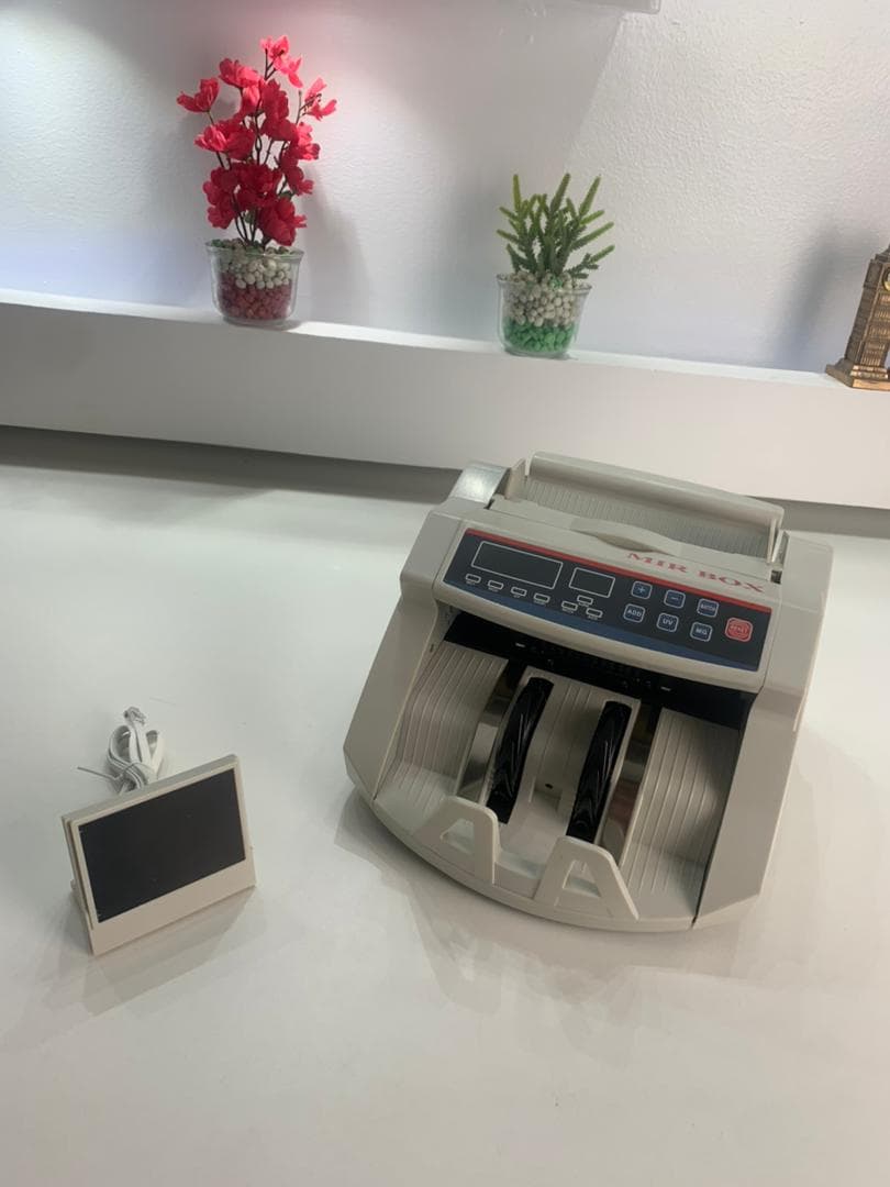 Compteuse Automatique de Billets avec Détection UV – آلة عد النقود الأوتوماتيكية مع كشف الأشعة فوق البنفسجية - Outillage et Bricolage - صورة حقيقية 9