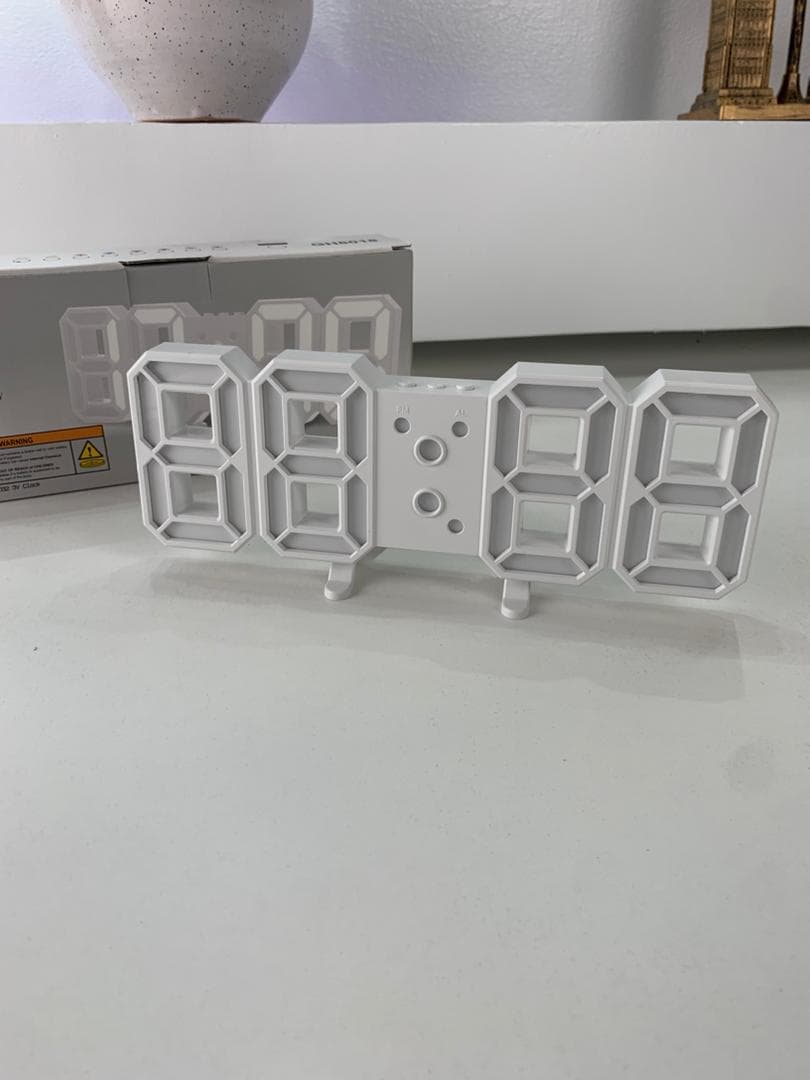 Horloge Numérique 3D LED pour Mur et bureau GH8018 – ساعة رقمية ثلاثية الأبعاد حائط و مكتب - Électronique - صورة حقيقية 9