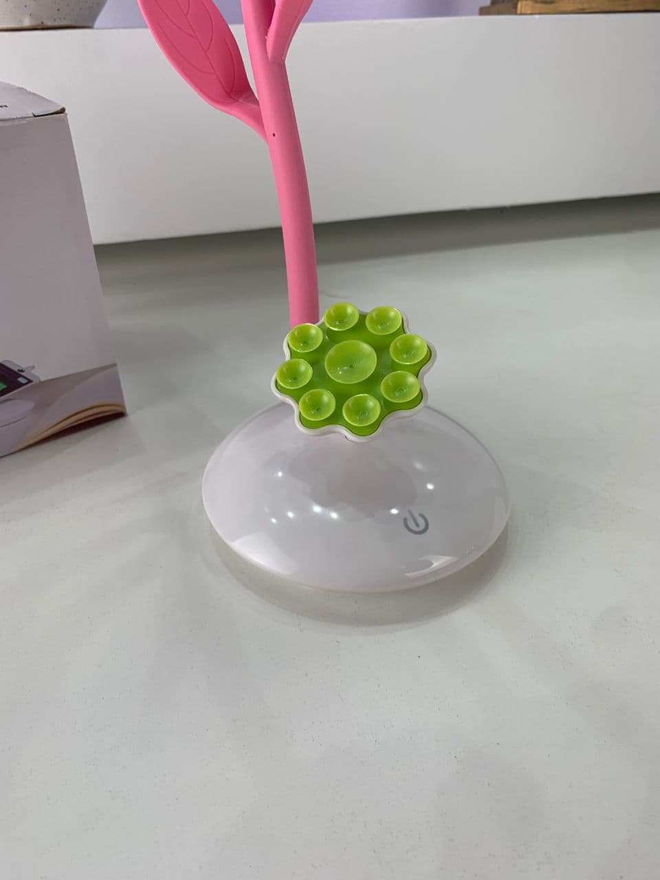 Lampe de Bureau Tournesol avec Support pour Téléphone Portable – مصباح مكتبي مع حامل للهاتف المحمول - Électronique - صورة حقيقية 7