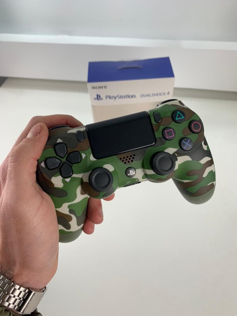 Manette sans fil DualShock 4 pour PlayStation 4  Camouflage Vert – يد تحكم لاسلكية للبلايستيشن - Jouet & Gaming - صورة حقيقية 7