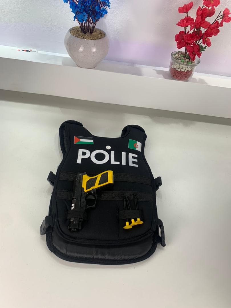 Gilet de Police pour Enfant avec Accessoires – بدلة الشرطي الصغير - Jouet & Gaming - صورة حقيقية 5