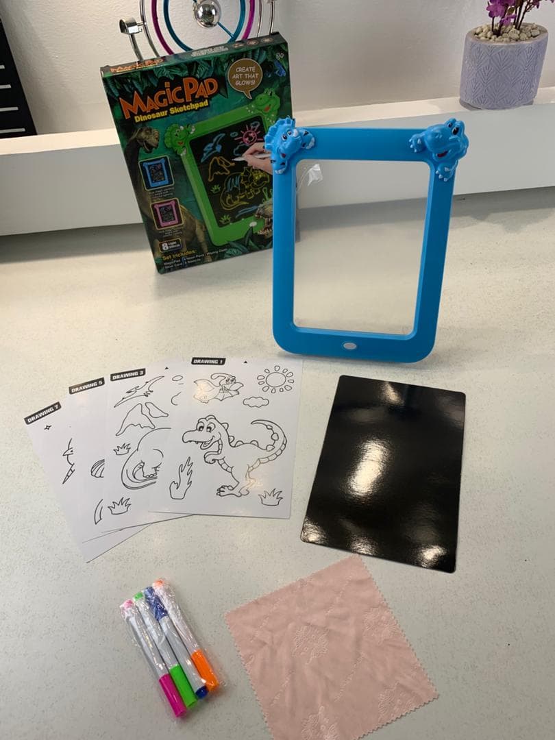 Magic Pad Tablette Graphique Lumineuse pour Enfants – لوحة رسم للأطفال - Jouet & Gaming - صورة حقيقية 9
