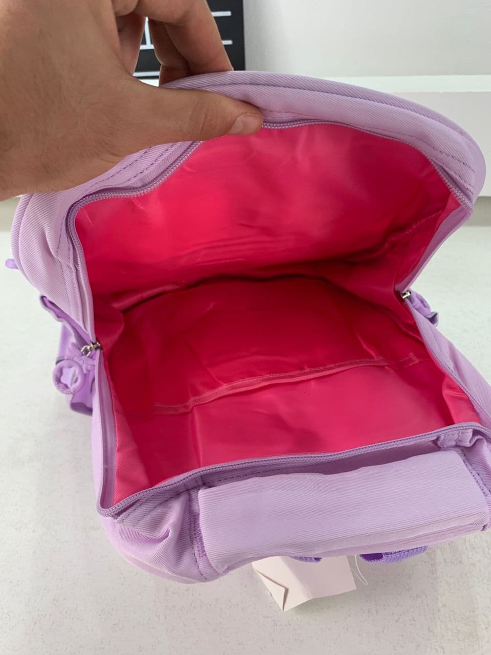 Sac à Dos Enfant Ludique avec Plusieurs Compartiment et un Peluche LM-5122 Mauve – حقيبة ظهر للأطفال بنفسجي - Sac à dos et Mode - صورة حقيقية 6