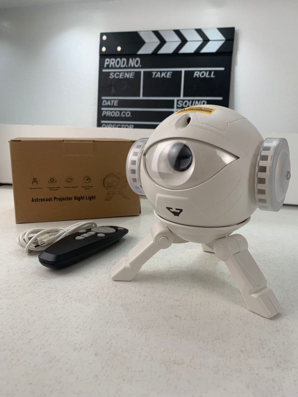 Projecteur Galaxie Astronaute éclairage étoilé réglable à 360° avec télécommande – جهاز عرض نجوم ومكبر صوت - Électronique - صورة حقيقية 8