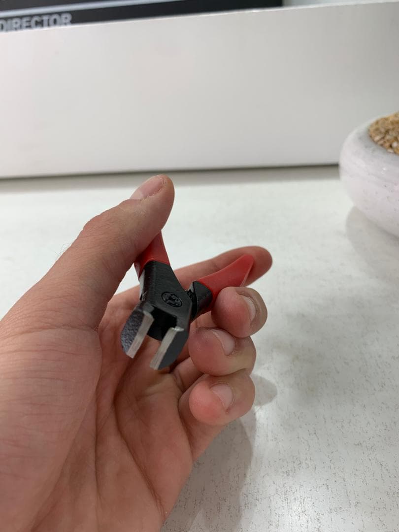 Coupe-ongles courbés en acier inoxydable pour ongles épais – مقص أظافر بتصميم منحني للأظافر السميكة - Soins et Beauté - صورة حقيقية 10