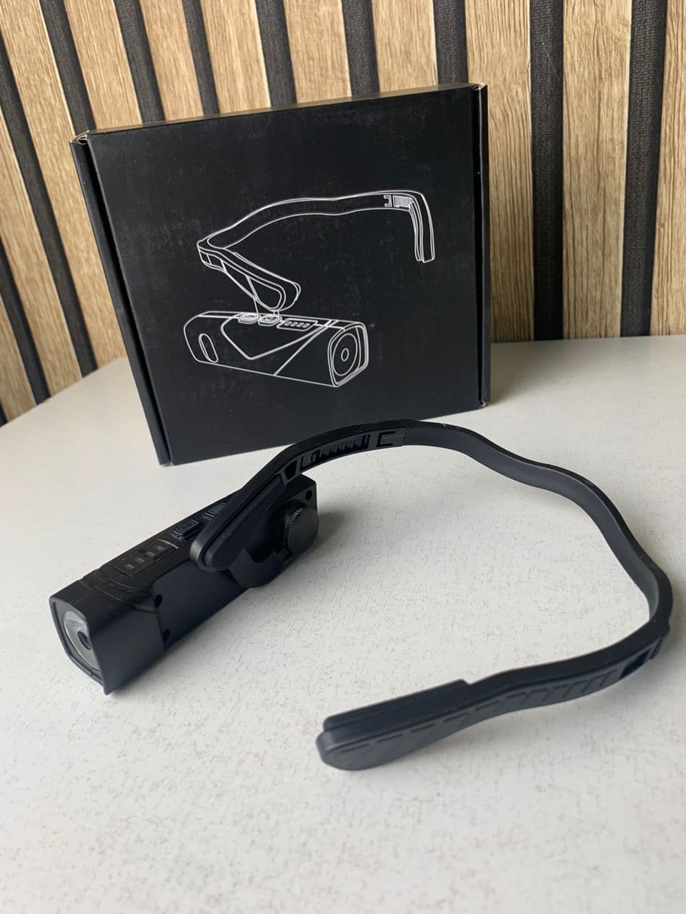 Lampe Frontale Rechargeable 1000 Lumen Avec Sensor de Mouvement et 5 Modes de Lumière - Camping et Randonnée - صورة حقيقية 8