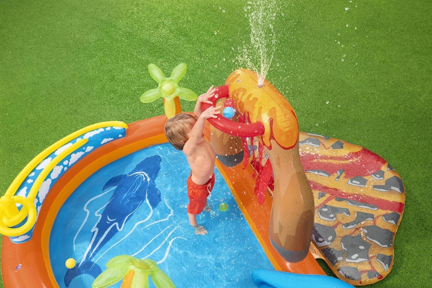 Air de Jeux Gonflable Bestway 53069 Lava Lagoon Toboggan Amovible et Fontaine à Eau - مركز الألعاب المائي المتكامل للأطفال - Vacance & Loisir - صورة 9
