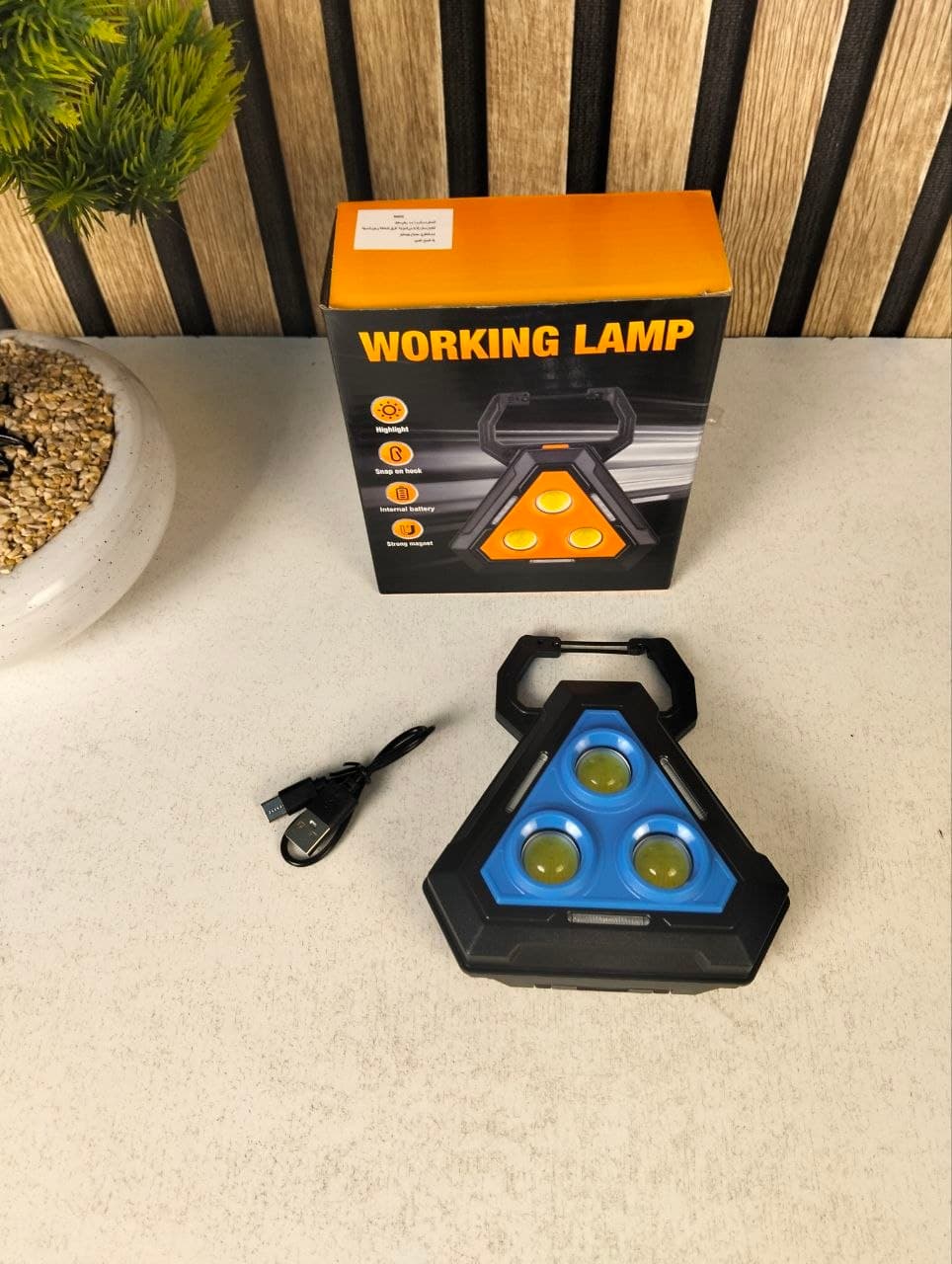 Lampe de Travail Portable pour Multi-usages Base Magnétique Rechargeable USB - مصباح محمول متعدد الوظائف بقاعدة مغناطيسية - Accessoires Auto/Moto - صورة حقيقية 14