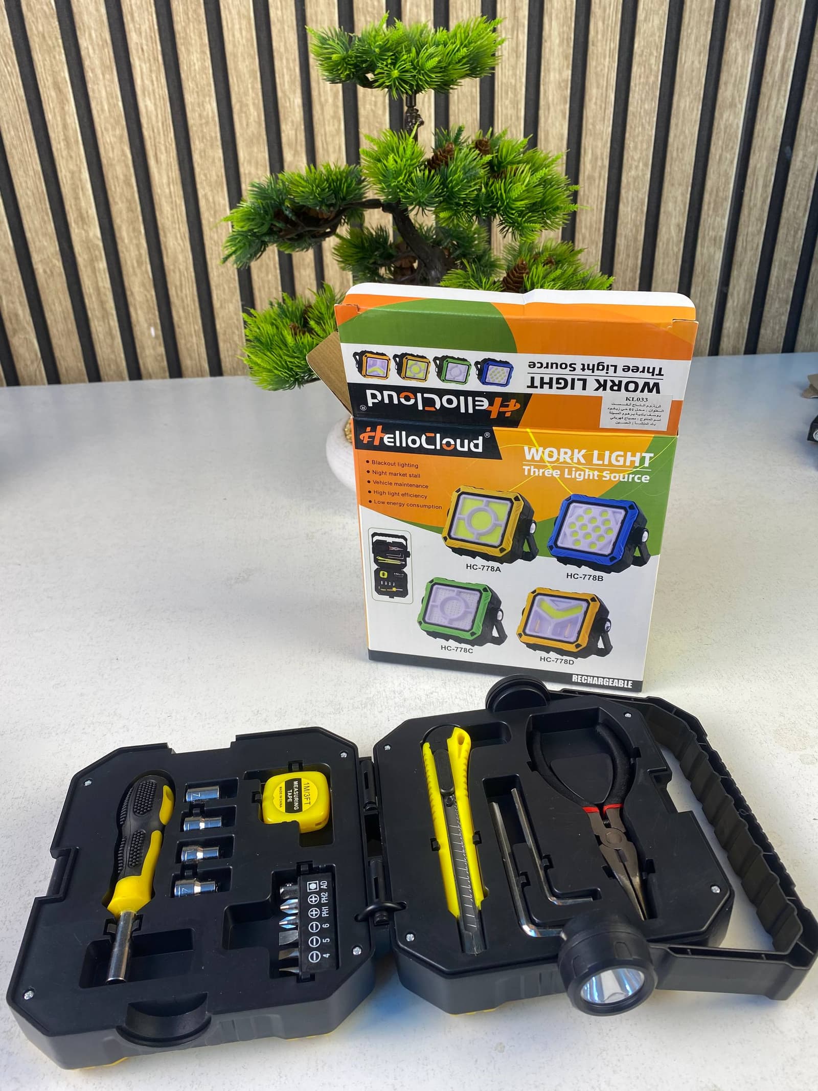 Lanterne de Camping LED Solaire et Rechargeable USB 40 LED + 2 COB - مصباح وكيشاف تخييم يدوي يعمل بالطاقة الشمسية بـ 4 وضعيات إضاءة - Outillage et Bricolage - صورة حقيقية 13