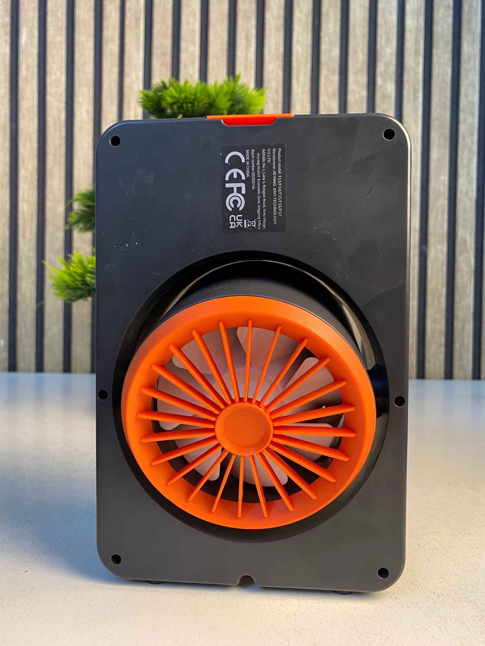 Mini Purificateur et Refroidisseur d'Air Portable 4en1 5 Vitesses - مبرد ومكيف هواء محمول 4 في 1 برذاذ الماء وبطارية قابلة للشحن - Vacance & Loisir - صورة حقيقية 18