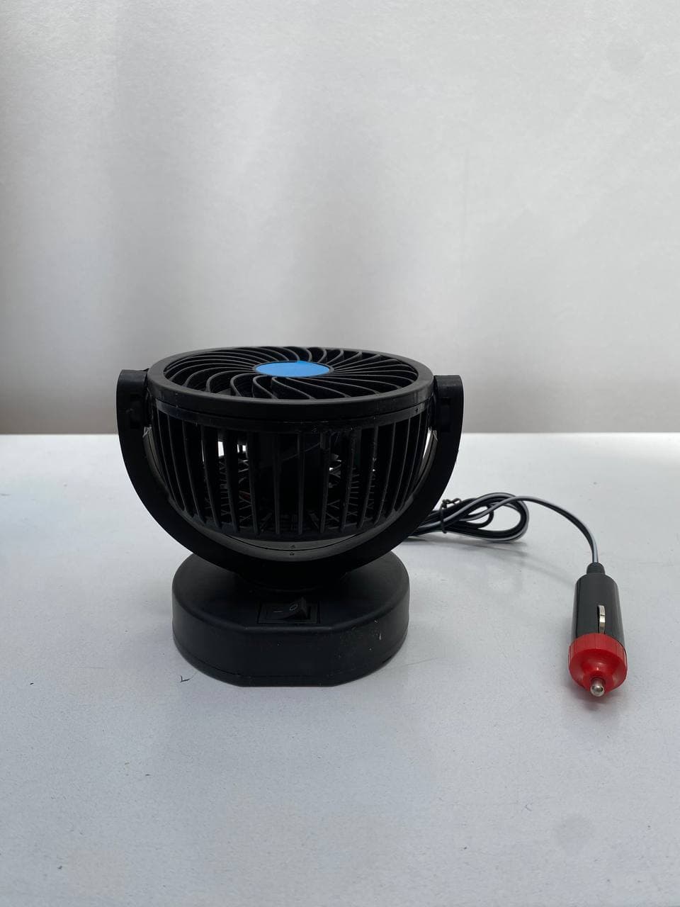 Ventilateur électrique 12V pour tableau de bord de voiture, rotatif à 360 degrés - Accessoires Auto/Moto - صورة حقيقية 7