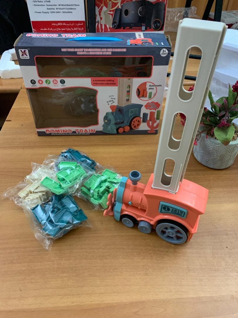 Jeu De Train Domino Educatifs avec lumières et Musique pour Enfants - Jouet & Gaming - صورة حقيقية 8