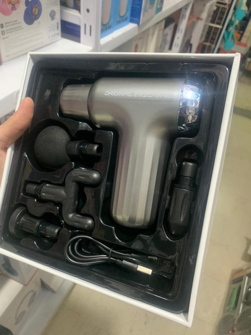 Pistolet de Massage ENZO EN-4802 avec 4 Têtes de Massage - Sport - صورة حقيقية 10