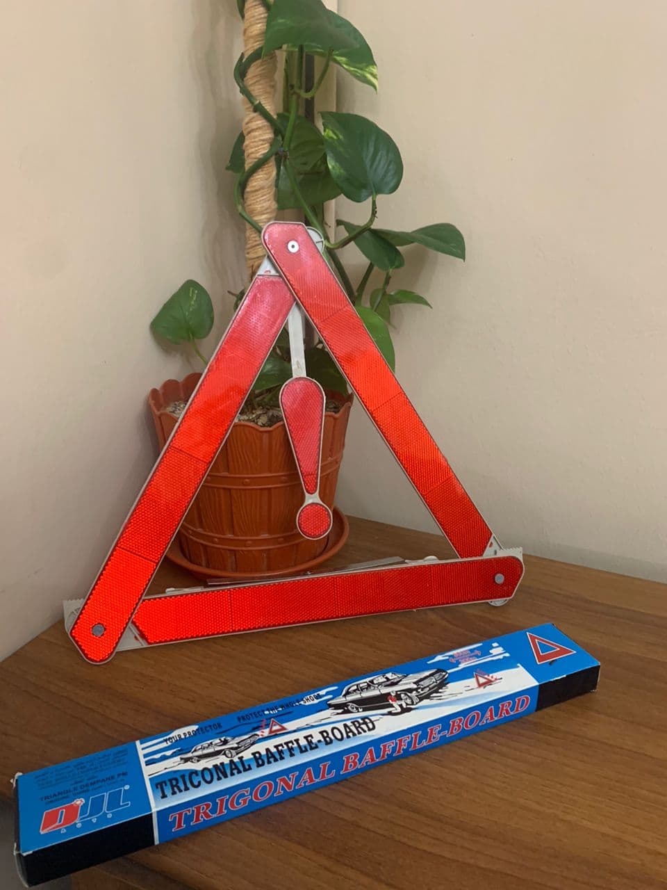 Triangle d’urgence Réflecteurs D’Allée - Accessoires Auto/Moto - صورة حقيقية 8