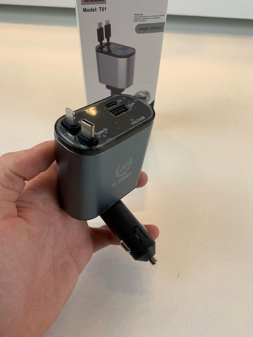 Chargeur de Voiture Rétractable 4en1 120W – شاحن سريع - Accessoires Auto/Moto - صورة حقيقية 7