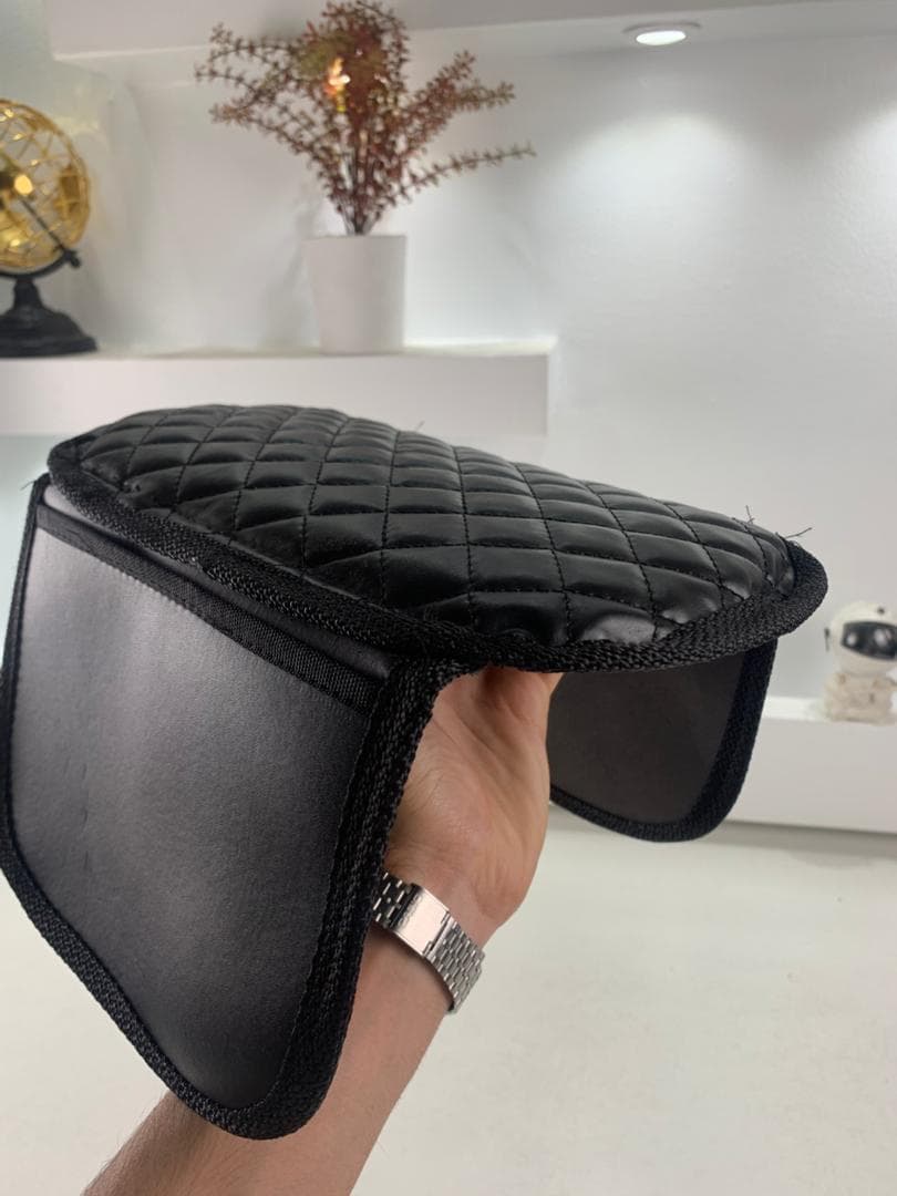 Housse fine pour Accoudoir de voiture en cuir avec 2 sacs de rangement - وسادة مسند الذراع في السيارة - Accessoires Auto/Moto - صورة حقيقية 13
