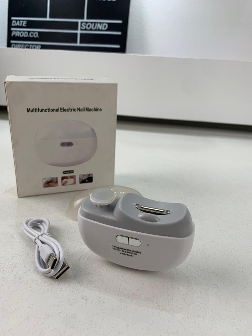 Coupe-ongles électrique 2 en 1 avec lumière LED – جهاز تقليم الأظافر للصغار والكبار - Électronique - صورة حقيقية 8