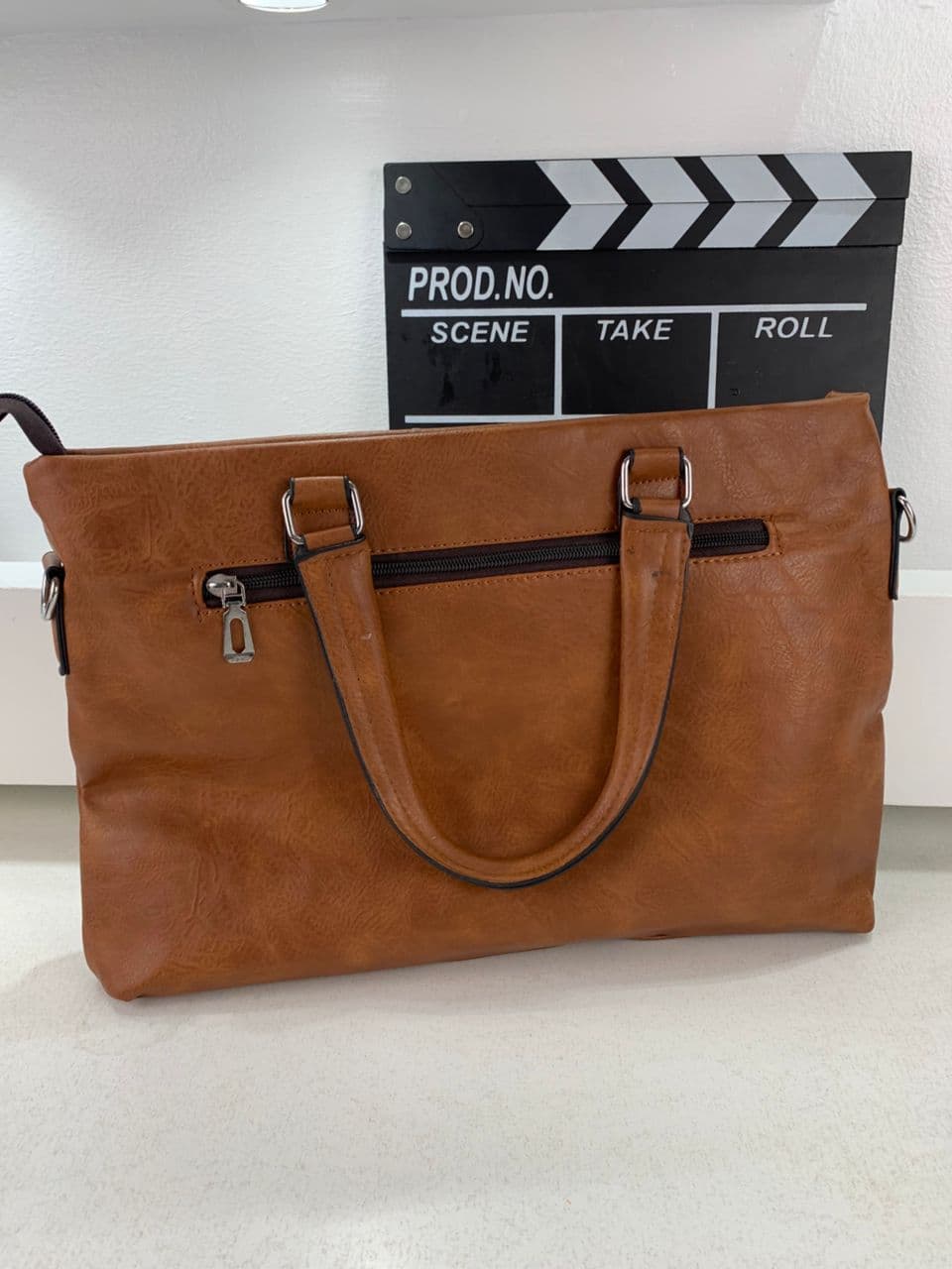 Cartable Homme en Simili Cuir Design Élégant Jeep 180551-12 Marron Clair – حقيبة جلدية لون بني فاتح - Sac à dos et Mode - صورة حقيقية 4