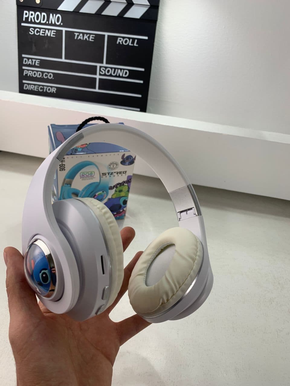 Casque Audio Design Stitch pour Enfants avec Connexion Bluetooth, USB et Carte TF – سماعات رأس للأطفال ستيتش - Électronique - صورة حقيقية 7