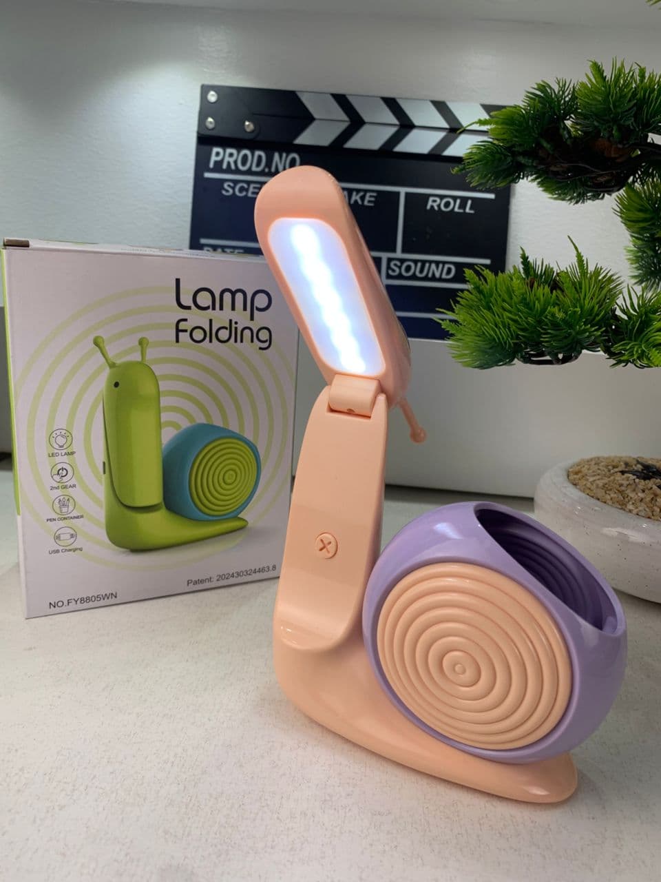 Lampe Veilleuse Escargot Mignonne LED avec Porte-stylo – مصباح على شكل حلزون لمكتب الأطفال - Électronique - صورة حقيقية 10