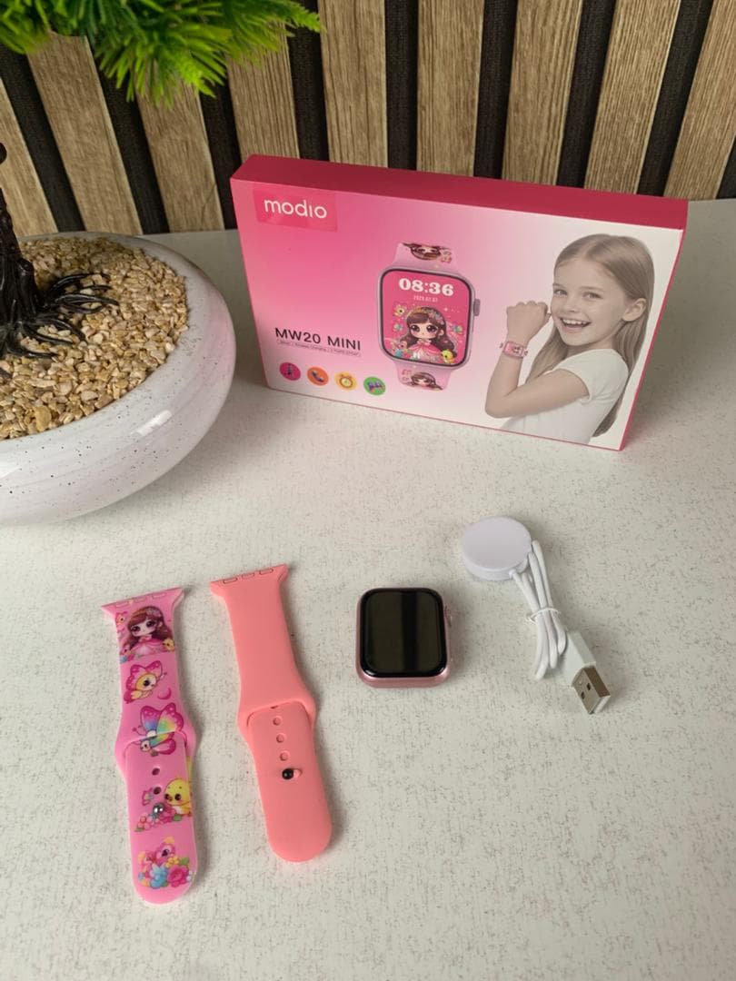Smartwatch Modio MW20 Mini pour filles et garçons avec 2 bracelets – ساعة ذكية للأطفال - Électronique - صورة حقيقية 10
